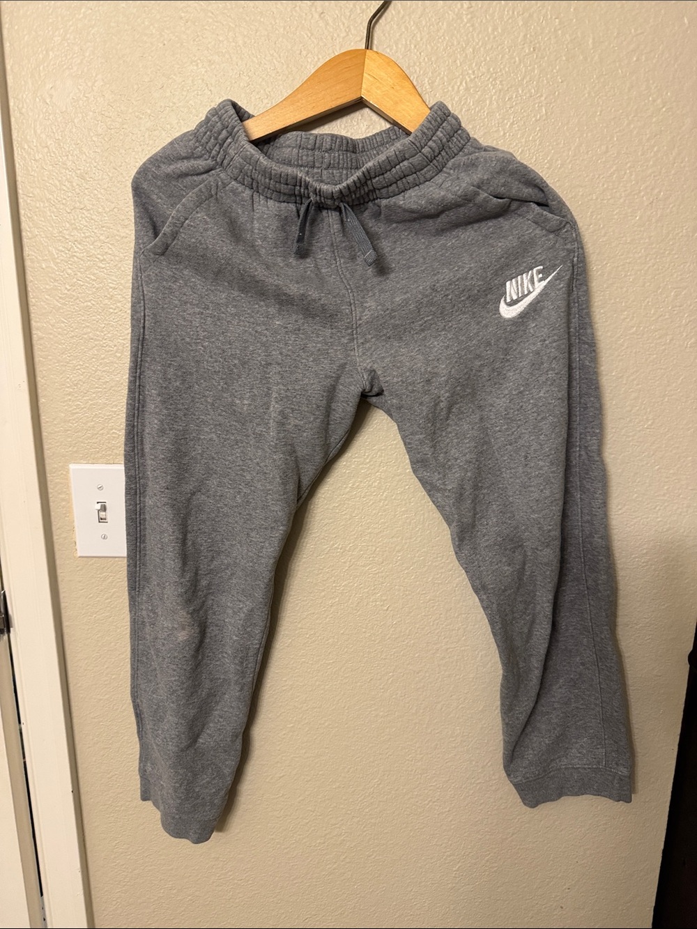 Nike Kids Gray Logo Jogger Sweatpants